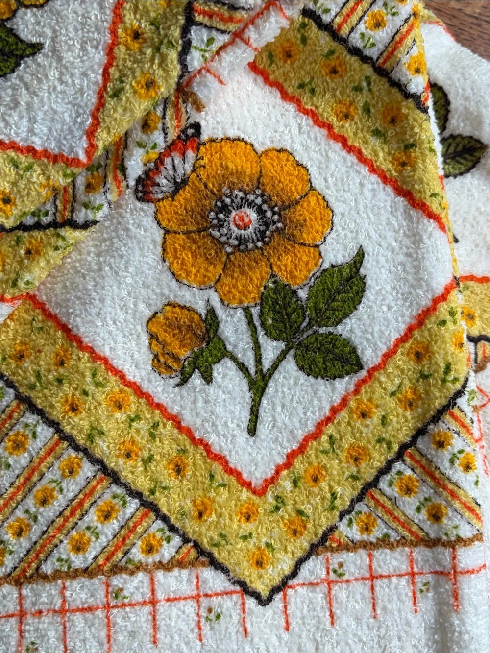 Vtg 70s Cannon Flower Kitchen Set Yellow 3 Dish Towels 1 Potholder Grannycore
